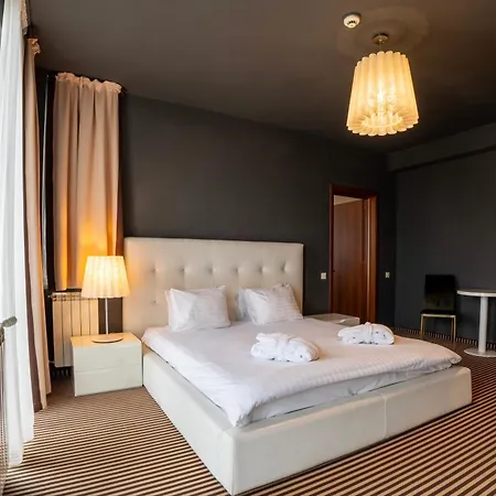Alex&George Boutique Hotel-3