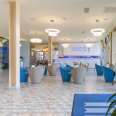 West City Hotel-3